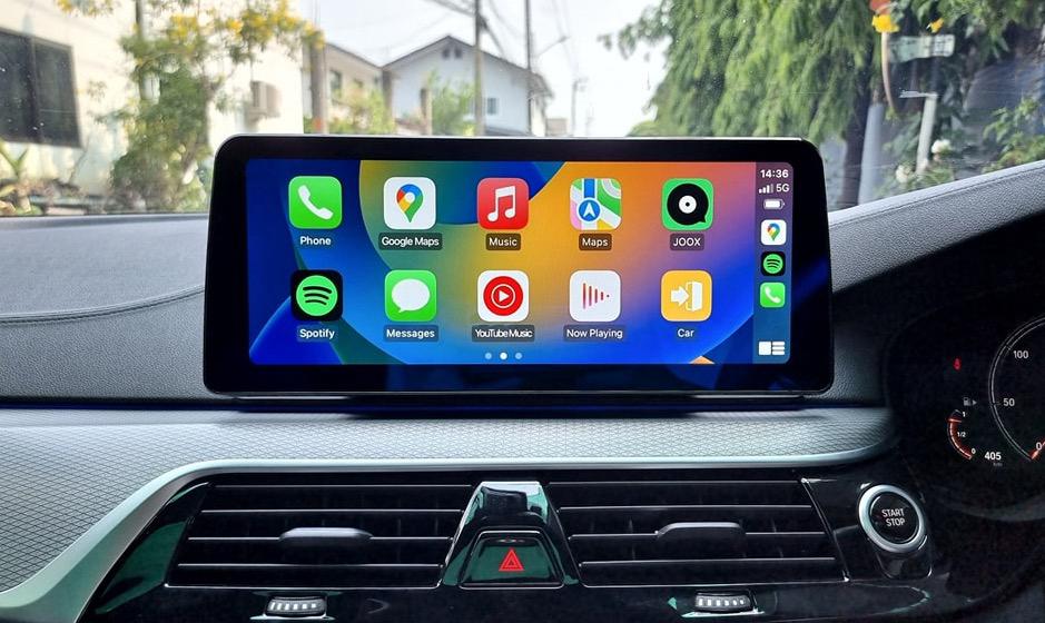 Android 13 CarPlay AI Box 8G+128G, 8-core 6125 CPU Android AI box, wireless CarPlay Android Auto AI box, Android 13 AI box for car multimedia system, 8GB RAM 128GB ROM CarPlay AI box, plug and play Android AI box for any car, Android Auto adapter AI box 8-core, smart AI box with 6125 processor, CarPlay AI box with YouTube Netflix support, Android 13 car system upgrade box, high-speed CarPlay Android AI box, 8-core AI box for wireless CarPlay Android Auto.